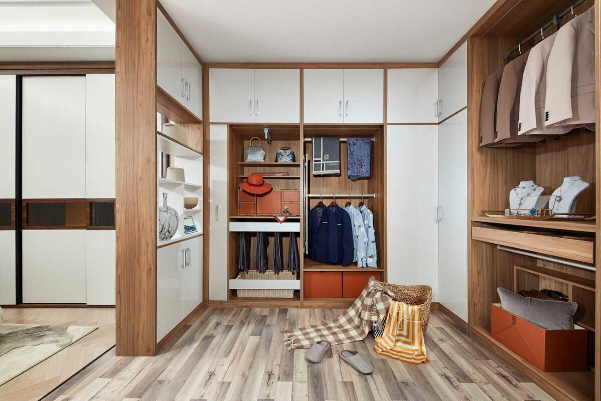 luxury walk in closet